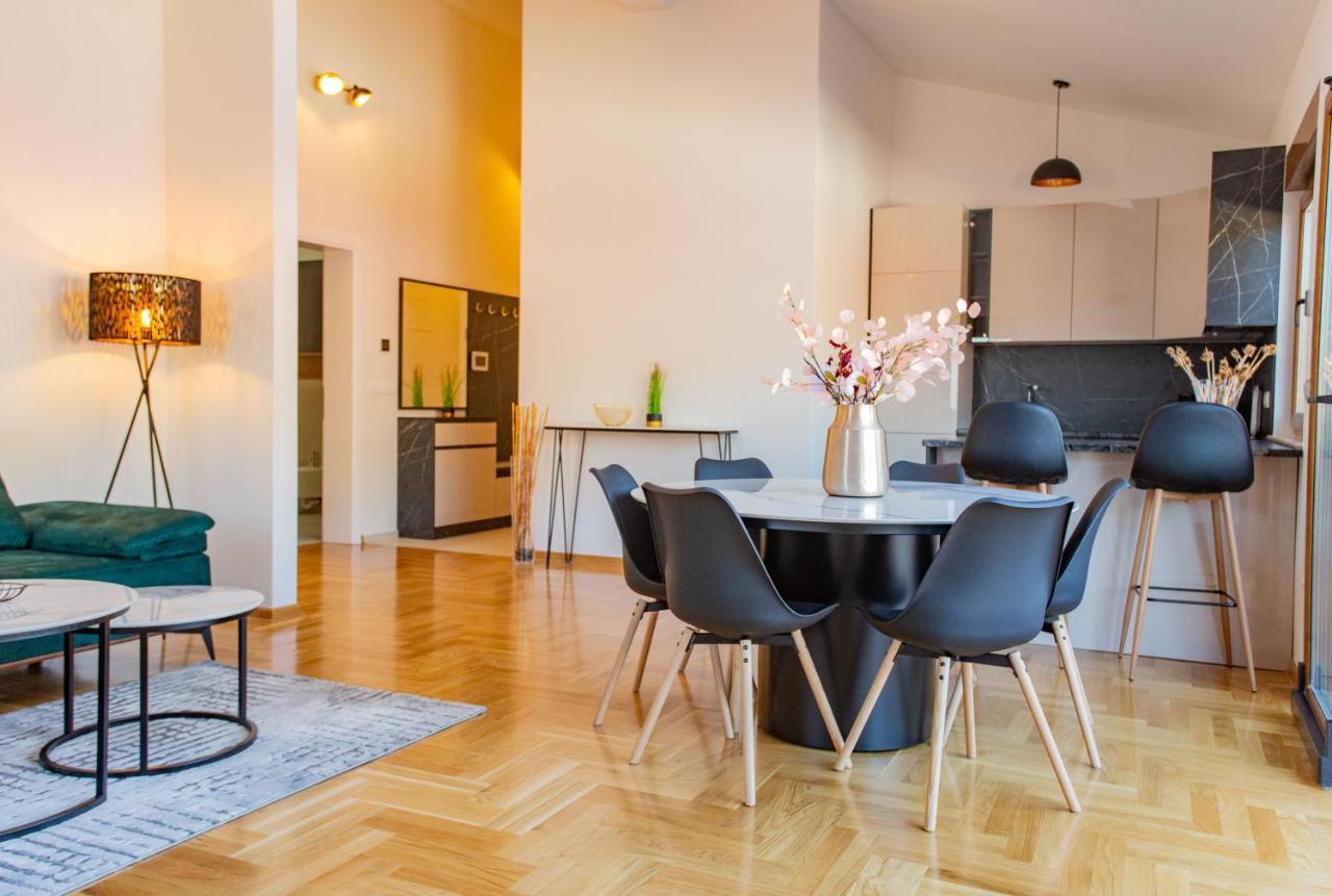Exclusive Penthouse Old Town With Sauna And Jacuzzi モスタル エクステリア 写真