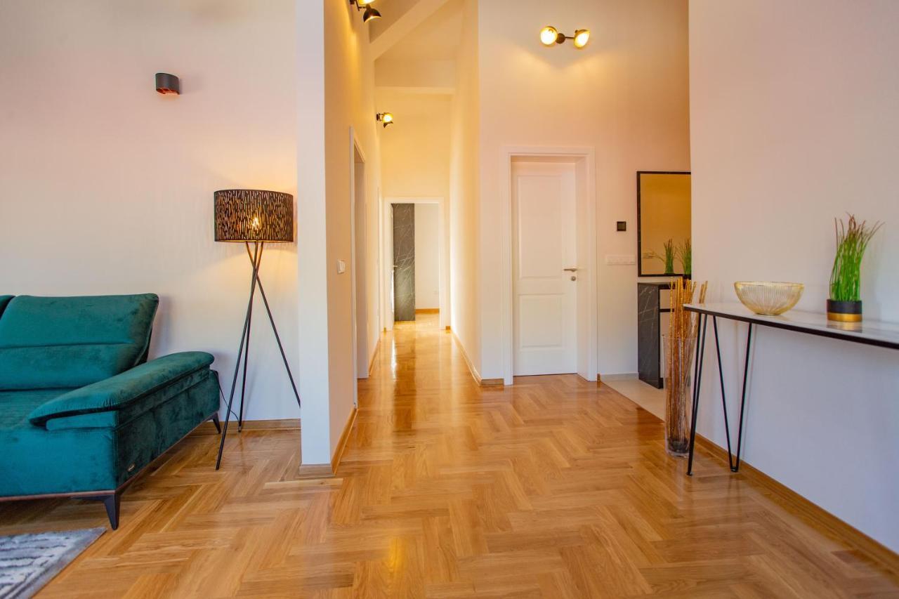 Exclusive Penthouse Old Town With Sauna And Jacuzzi モスタル エクステリア 写真