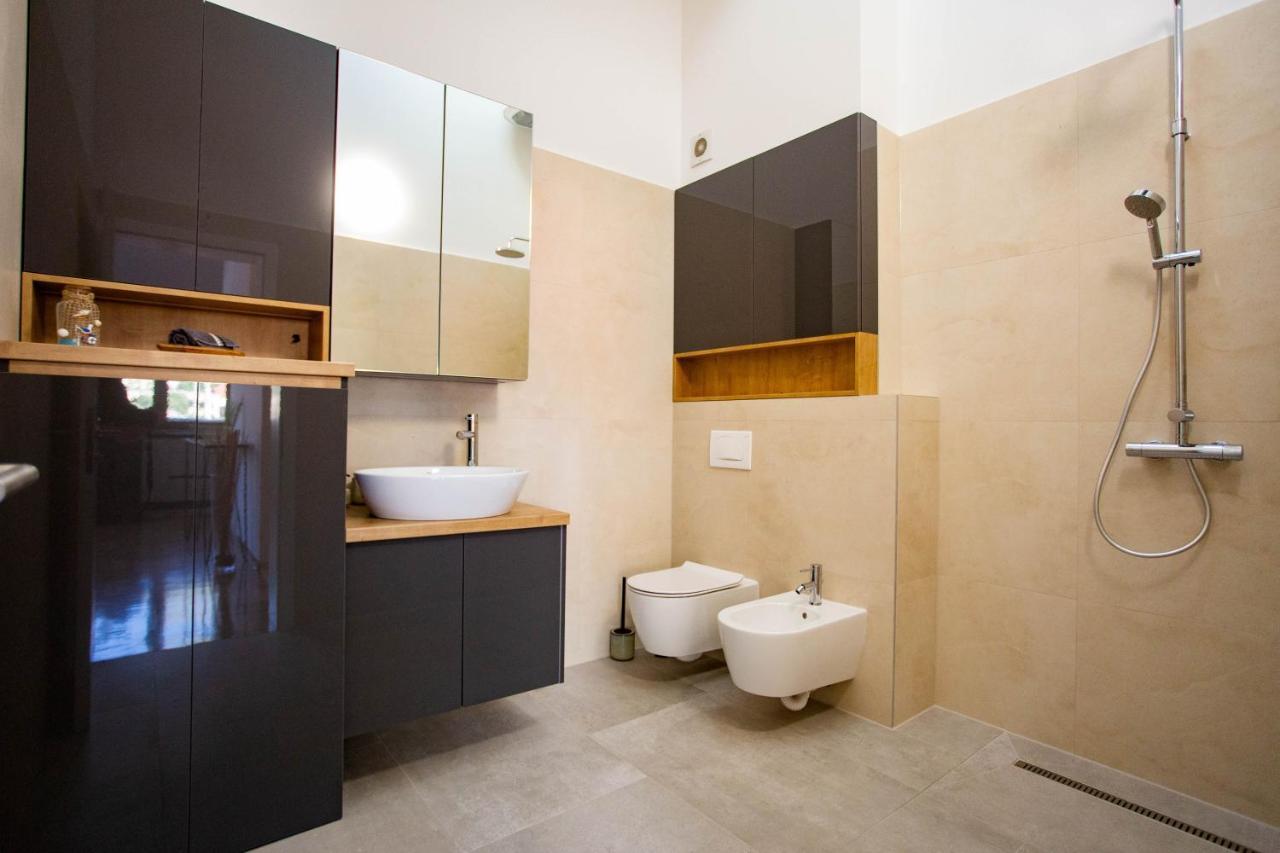 Exclusive Penthouse Old Town With Sauna And Jacuzzi モスタル エクステリア 写真