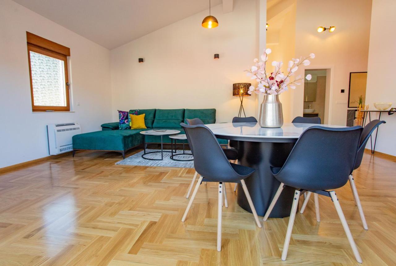 Exclusive Penthouse Old Town With Sauna And Jacuzzi モスタル エクステリア 写真
